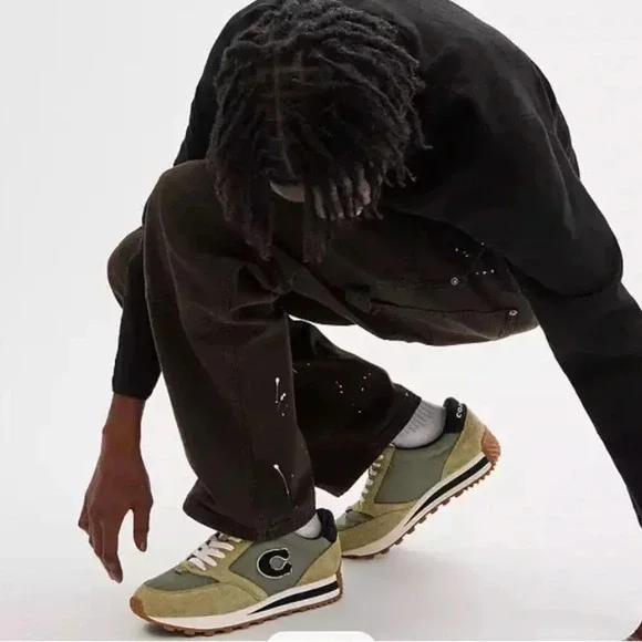 NWOB Coach Runner Hairy Suede Sneakers Shoes in Moss / Hairy Green Size 9B 39.5 - Picture 4 of 11